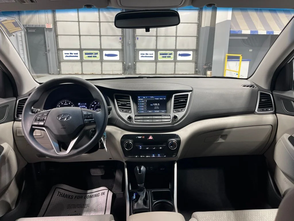Used 2018 Molten Silver Hyundai SEL image 28