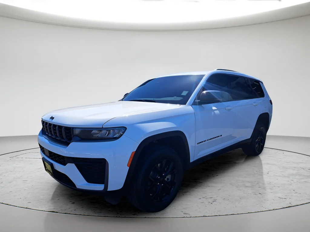 New 2026 Bright White Clearcoat Jeep Altitude image 7
