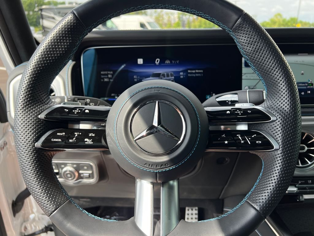 Certified Used 2025 White Mercedes-Benz G 580 image 17