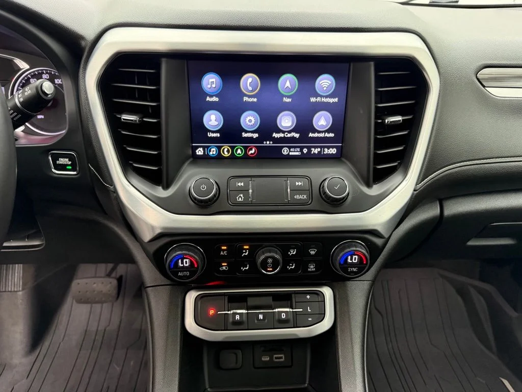Used 2023 White GMC SLT image 28