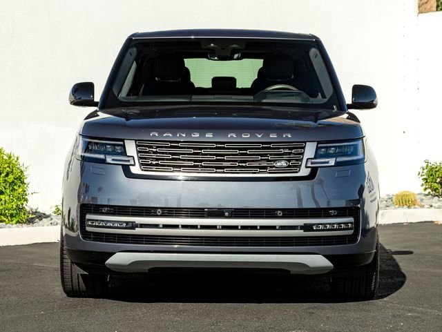 Certified Used 2024 Varesine Blue Metallic Land Rover SE image 3