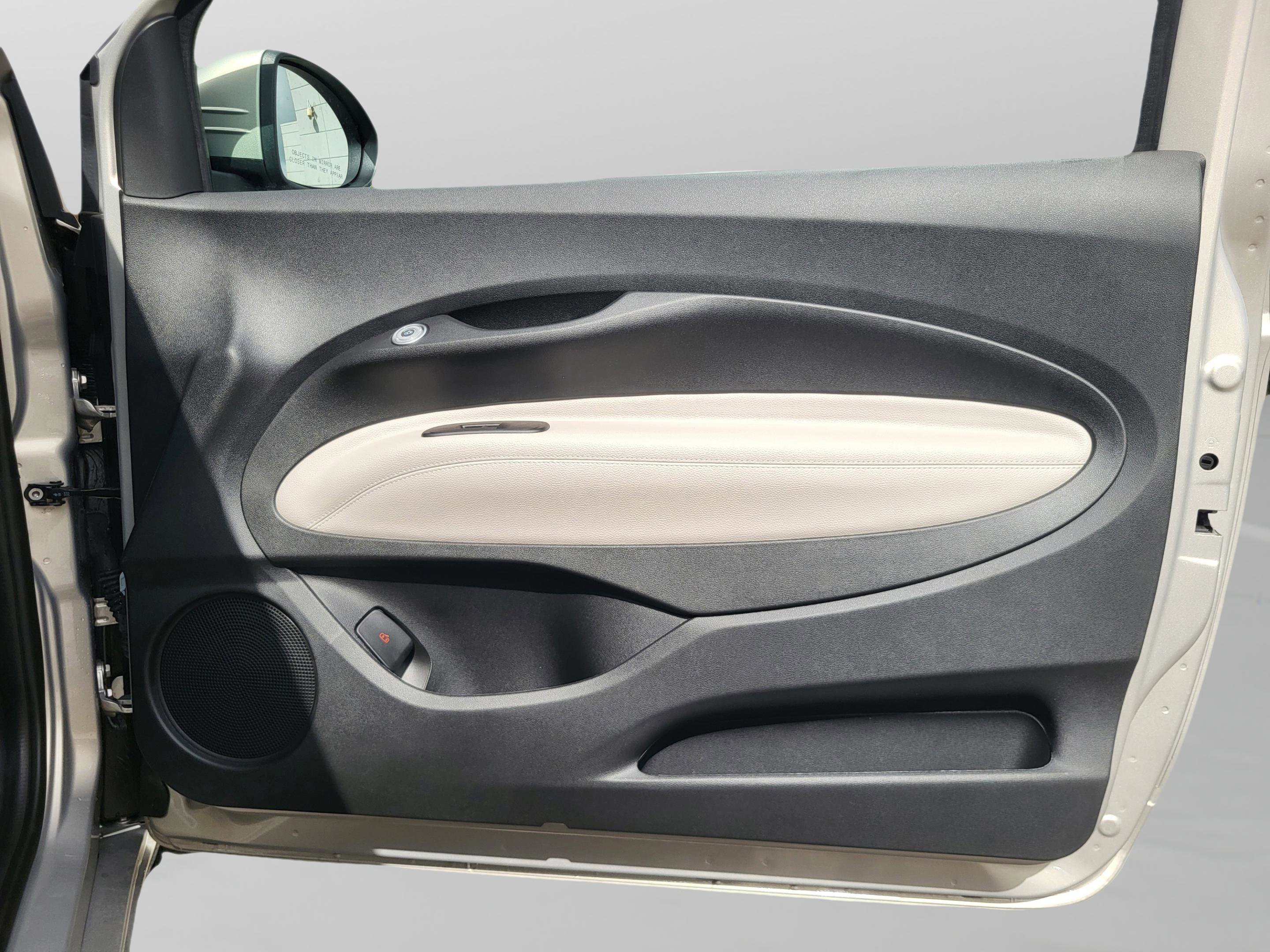 2025 FIAT 500e Base - Photo 37