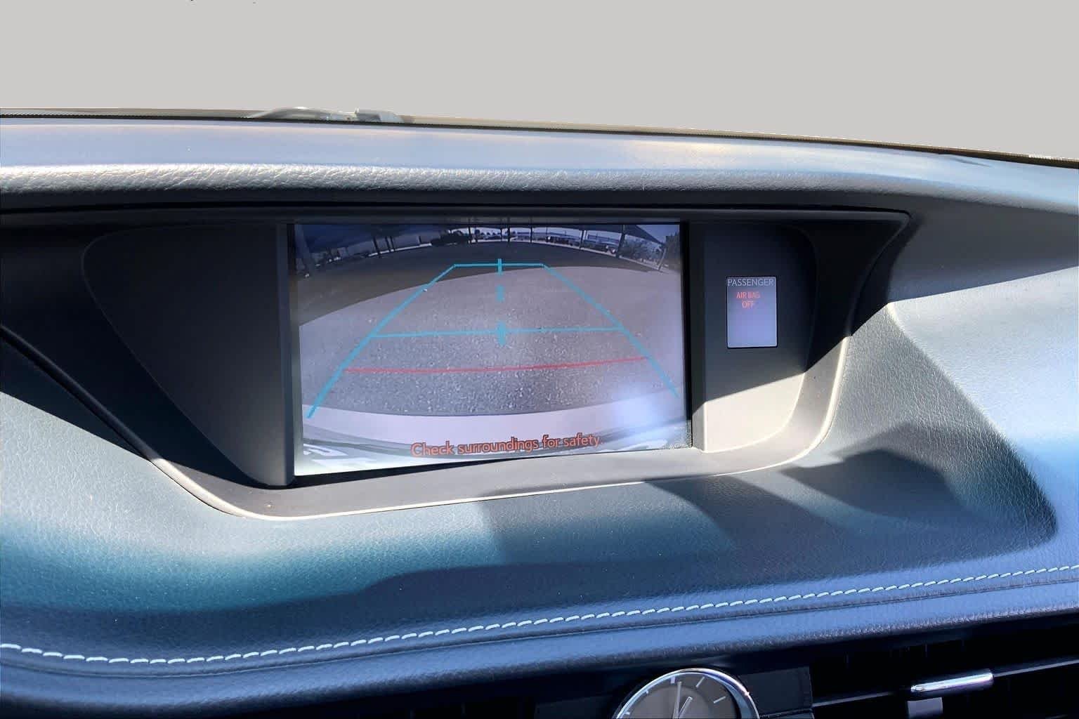 Used 2014 Satin Cashmere Metallic Lexus  image 27