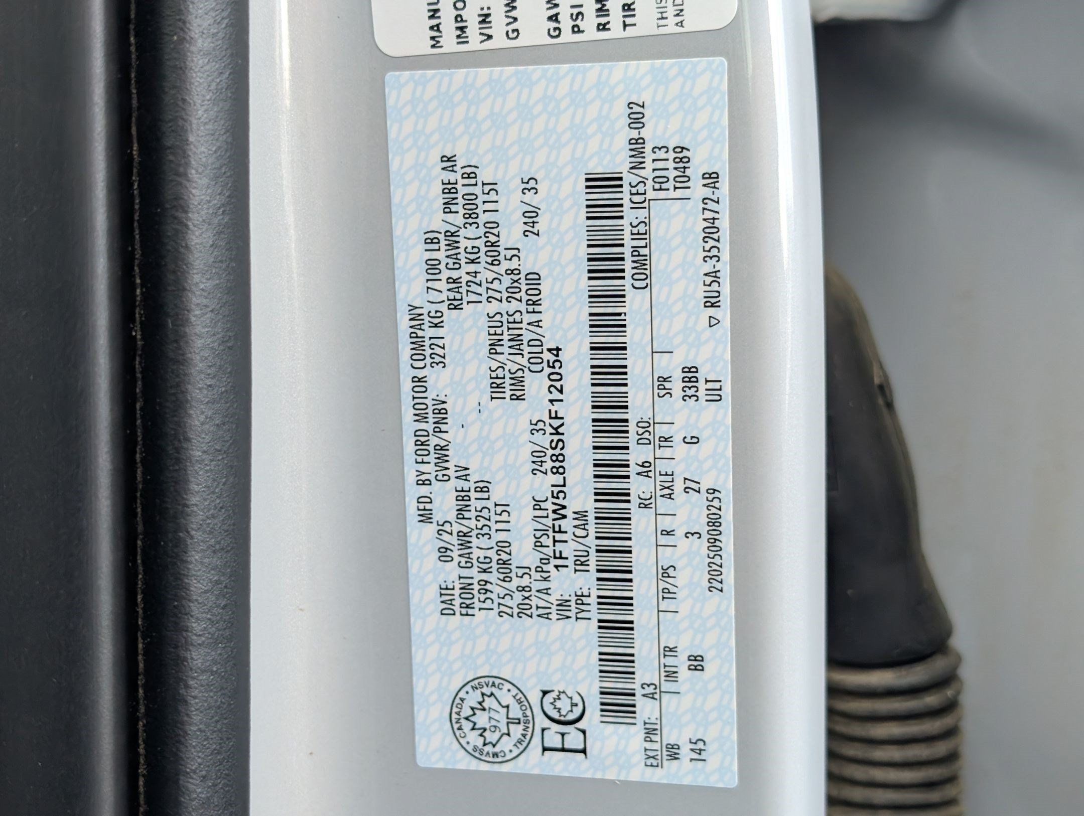 Certified Used 2025 Blue Ford LARIAT image 34