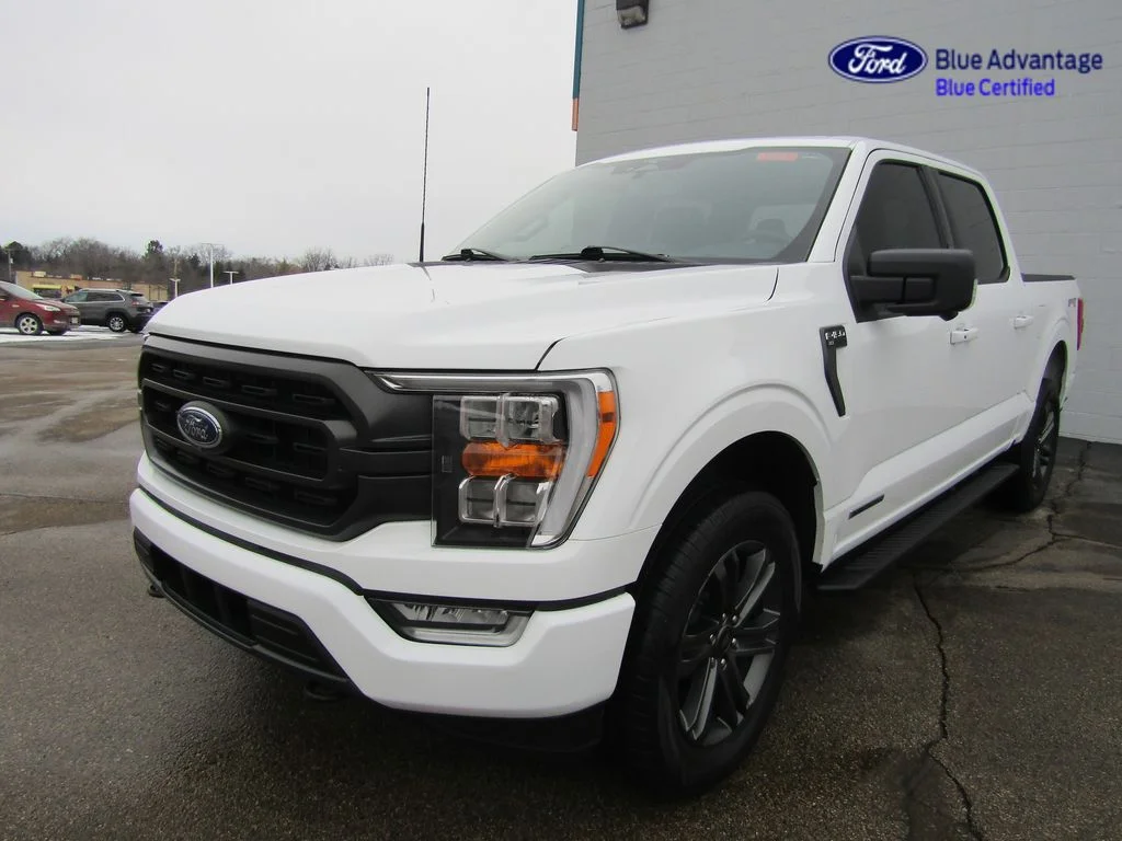 Certified Used 2023 Oxford White Ford XLT image 48