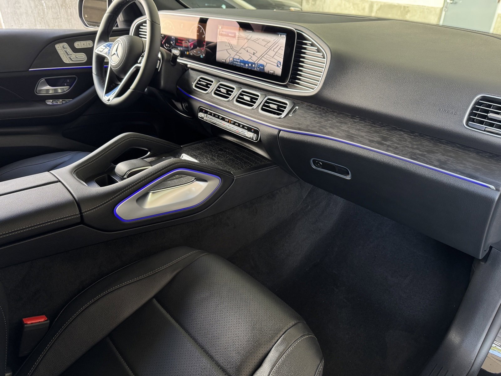 New 2026 Obsidian Black Metallic Mercedes-Benz GLE 350 image 38