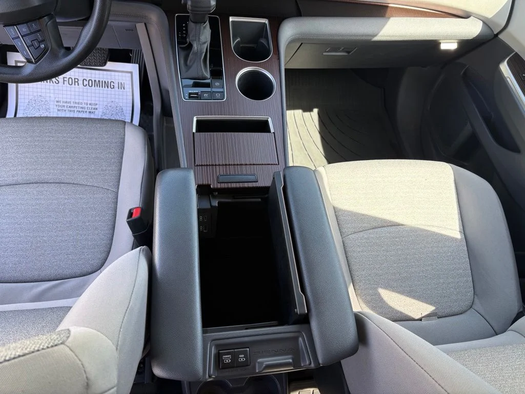 Used 2023 White Toyota LE image 17