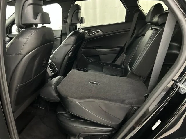 Used 2023 Black Kia X-Line image 25