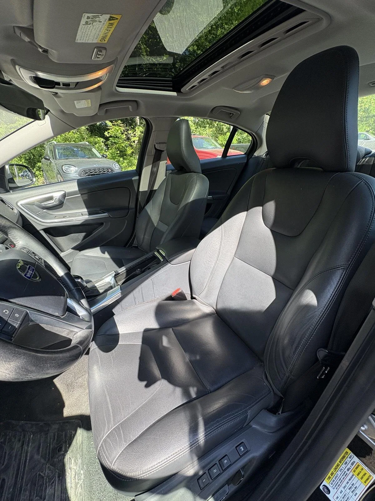 Used 2015  VOLVO T5 PREMIER image 16