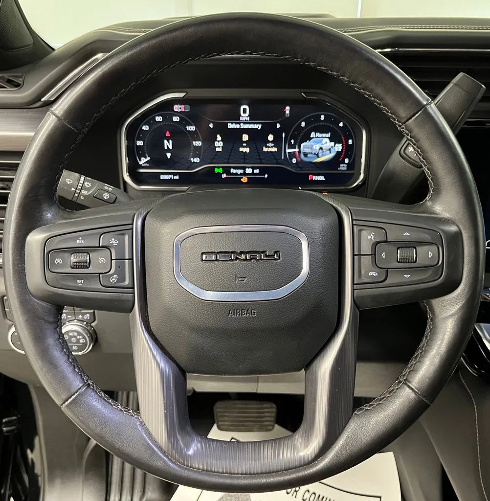 Used 2025 Black GMC Denali Ultimate image 26