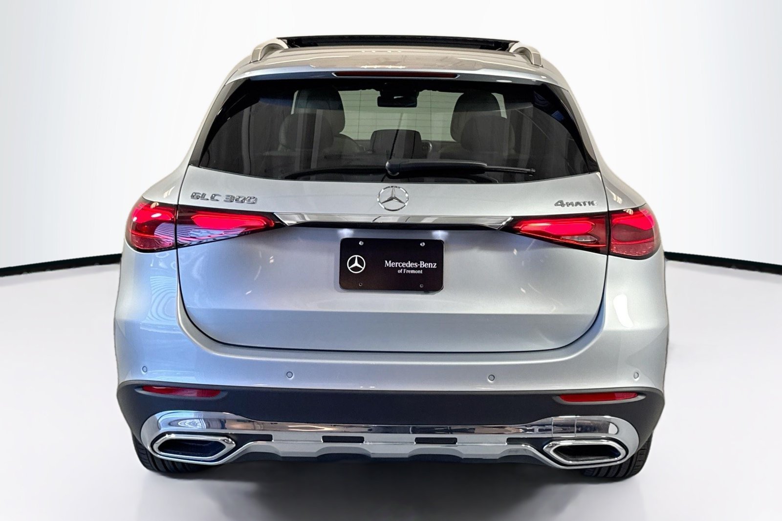 New 2026 Cirrus Silver Metallic Mercedes-Benz GLC 300 image 6
