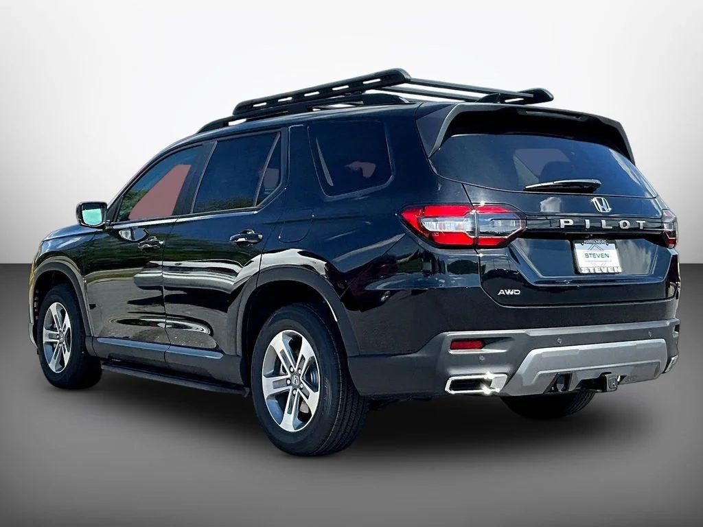New 2026 Crystal Black Pearl Honda AWD EX-L image 4