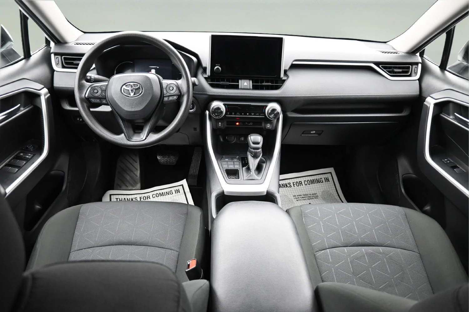 Used 2025 White Toyota XLE image 23