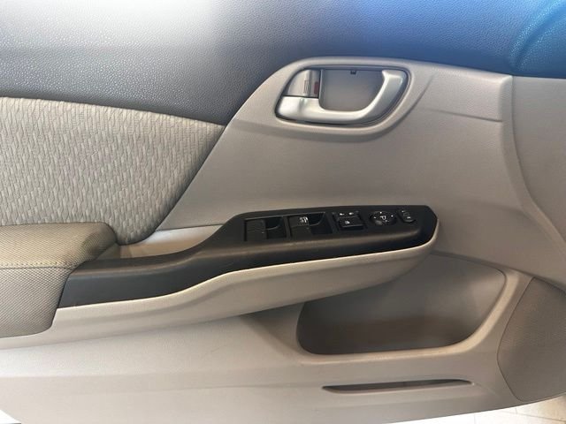 Used 2014 Silver Honda LX image 9