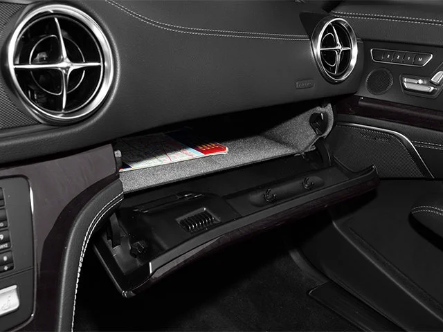Used 2013 Silver Mercedes-Benz SL 550 image 13