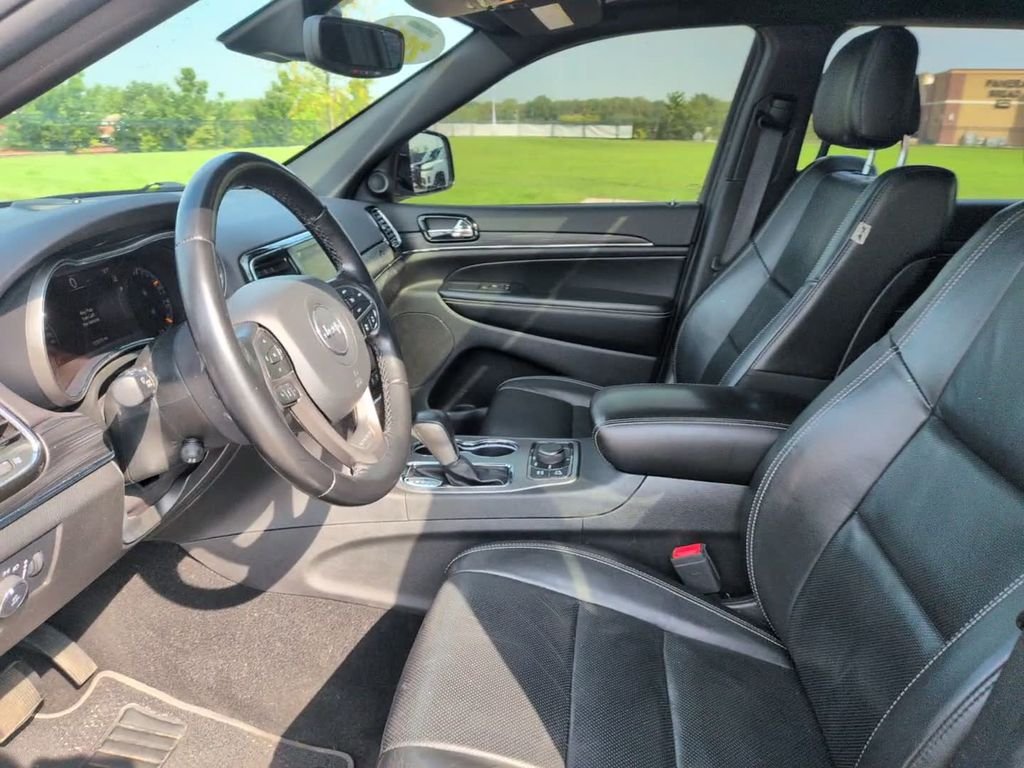 Used 2021 Black Jeep Limited image 19