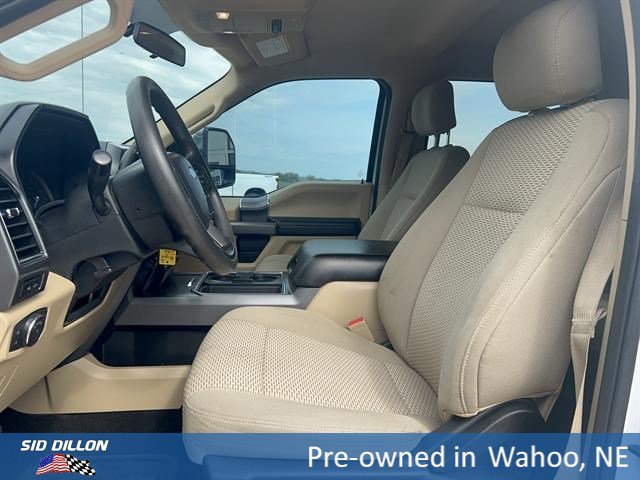 Used 2019 Oxford White Ford XLT image 10