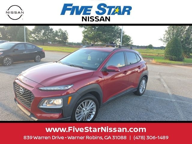 Used 2021 Red Hyundai SEL image 1