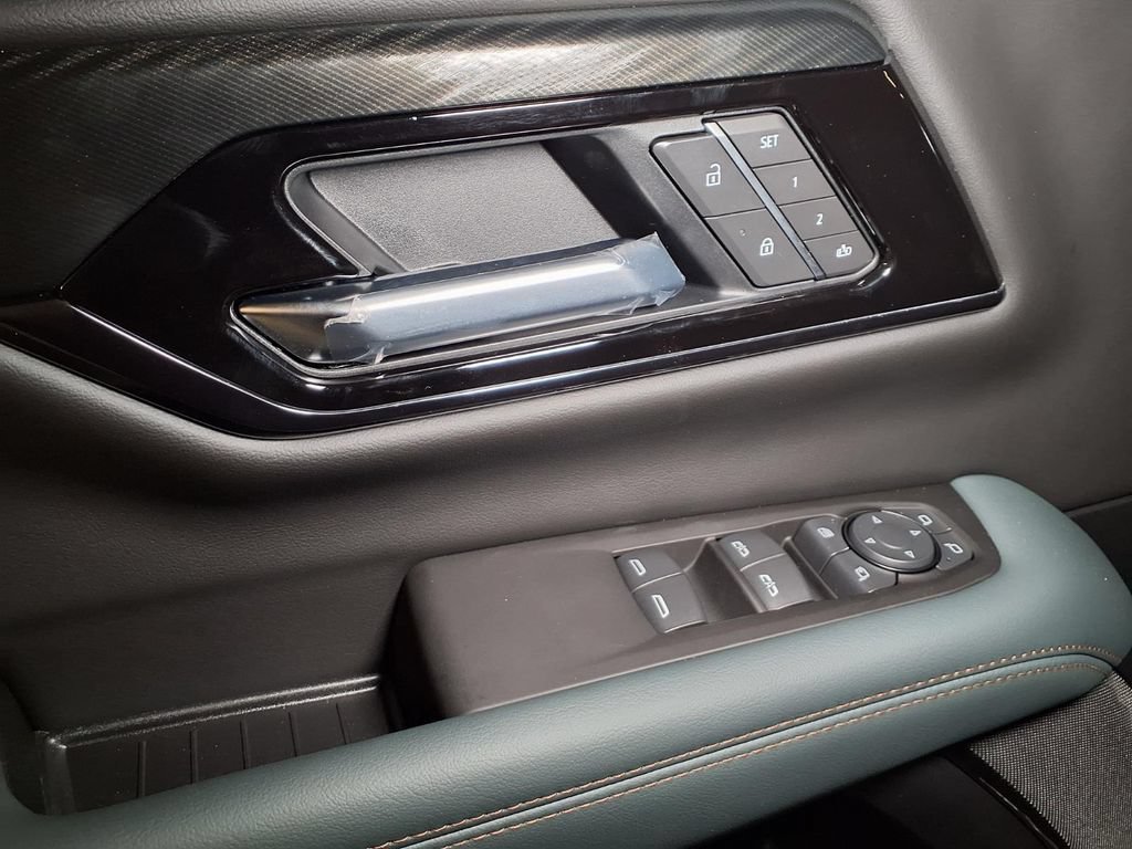 2026 GMC Yukon XL AT4 - Photo 16