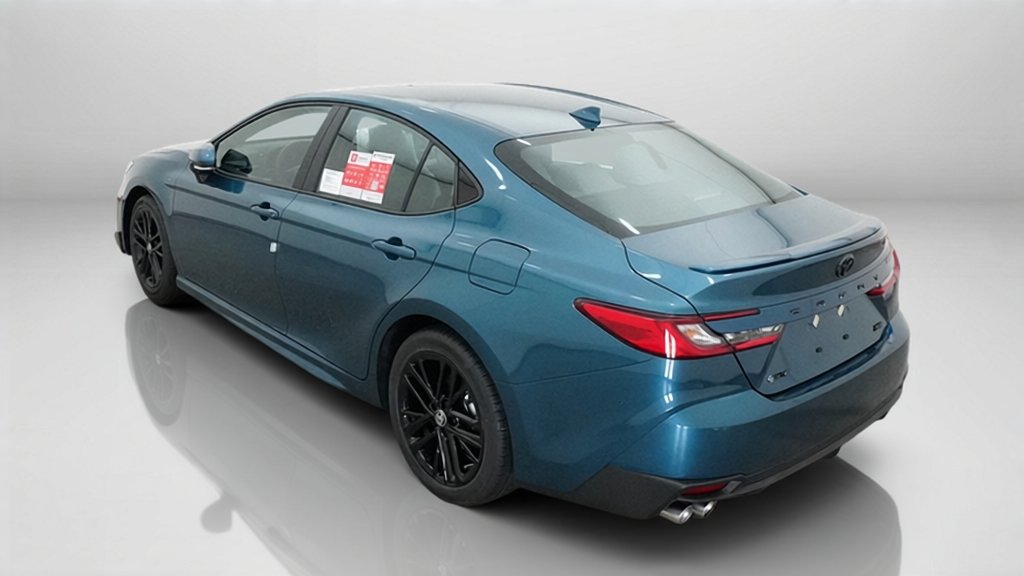 New 2026 Ocean Gem Toyota SE image 14
