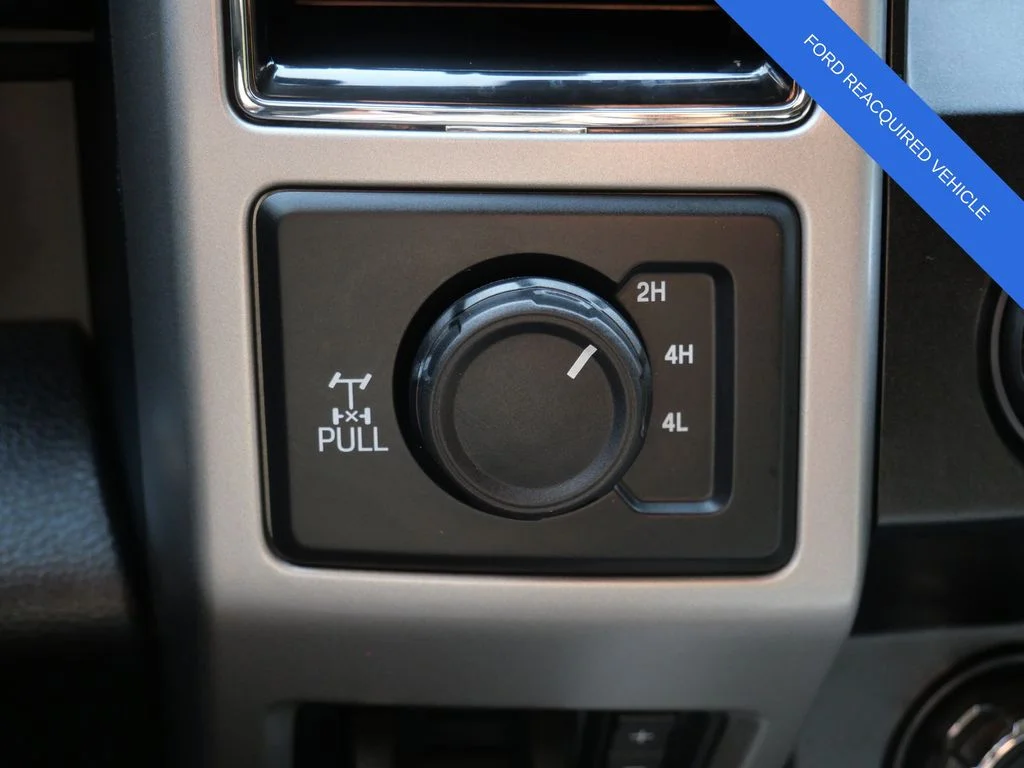 Used 2020 Gray Ford Lariat image 26
