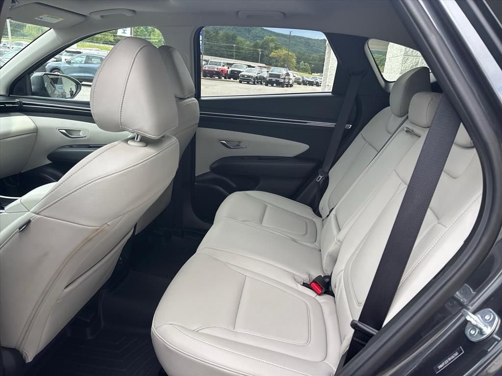 Used 2024 Dark Gray Metallic Hyundai SEL image 11