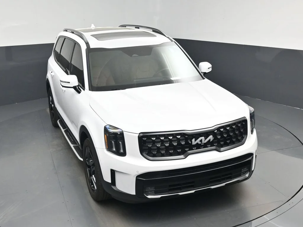 Certified Used 2024 White Kia SX-Prestige X-Line image 26