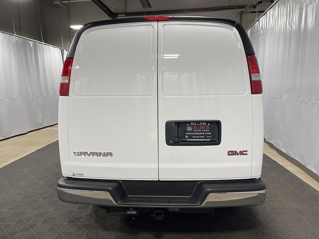 New 2026 Summit White GMC Work Van image 8