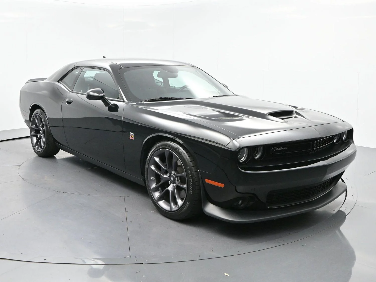 Used 2023 Pitch Black Clearcoat Dodge R/T Scat Pack image 2