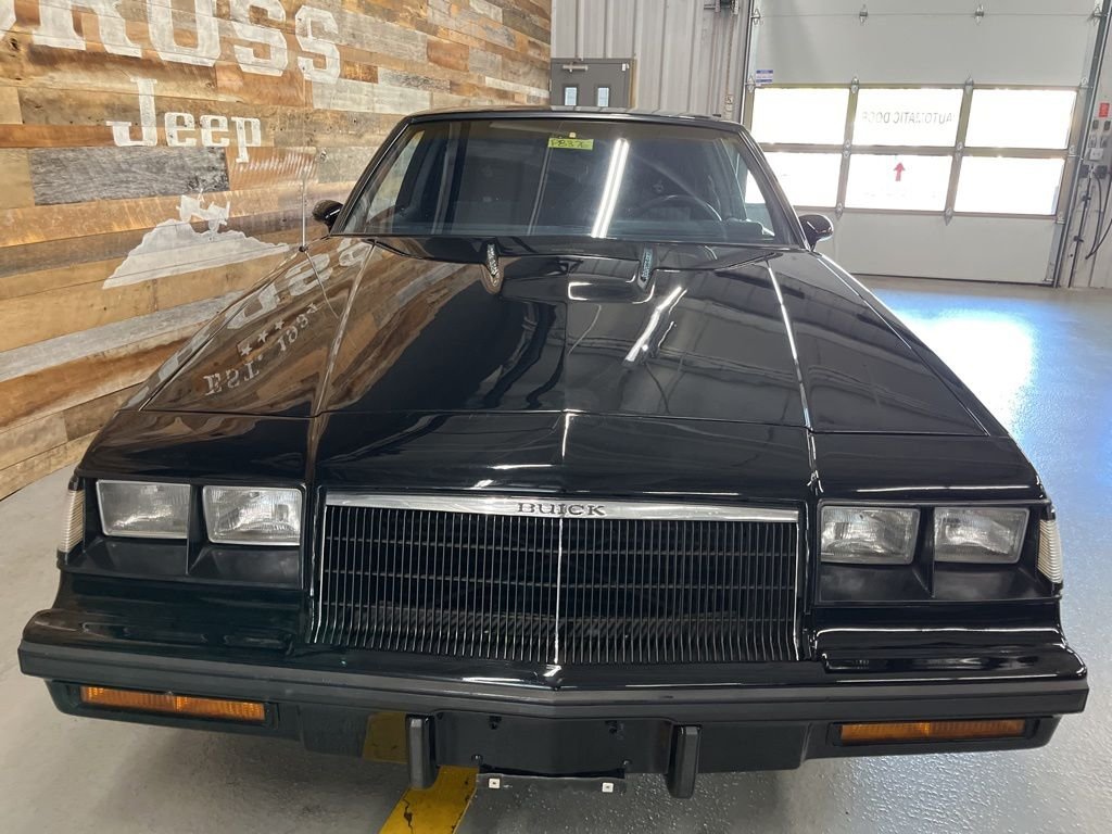 Used 1986 Black Buick Grand National image 8