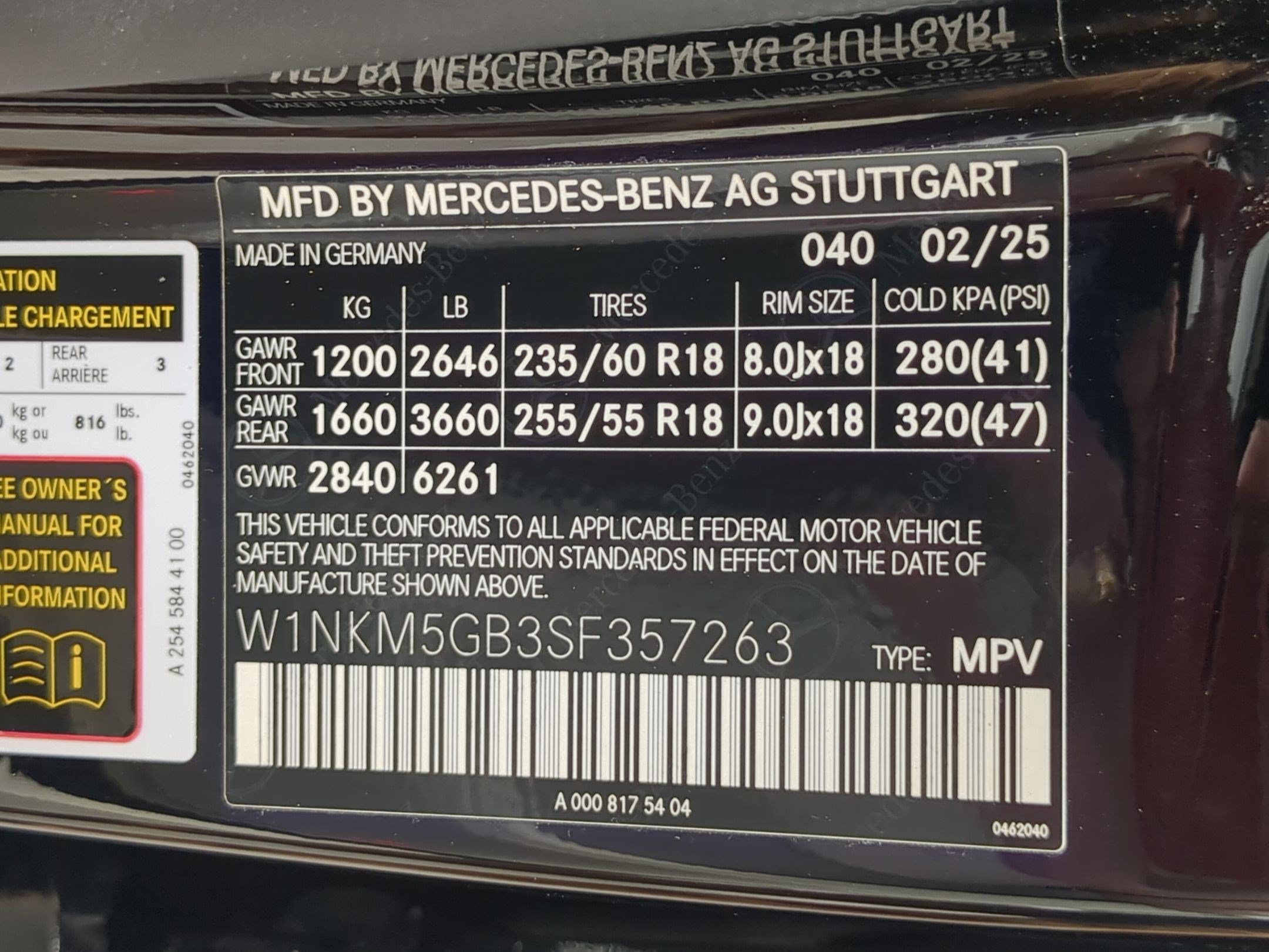 Used 2025 Black Mercedes-Benz GLC 350e image 34