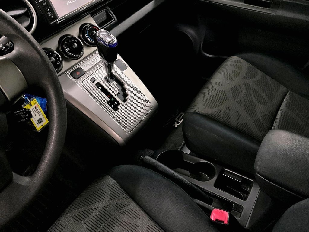 Used 2013 Silver Scion 10 Series image 19