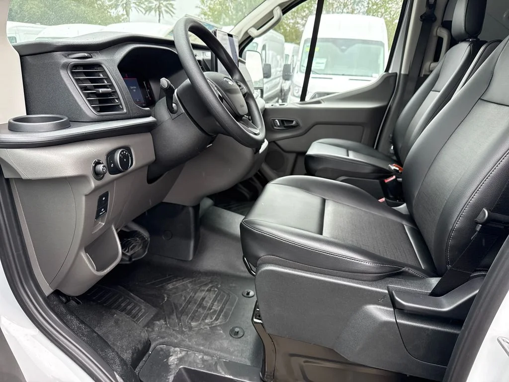 New 2026 White Ford Base image 18