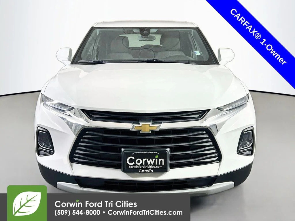 Used 2022 Summit White Chevrolet LT image 4