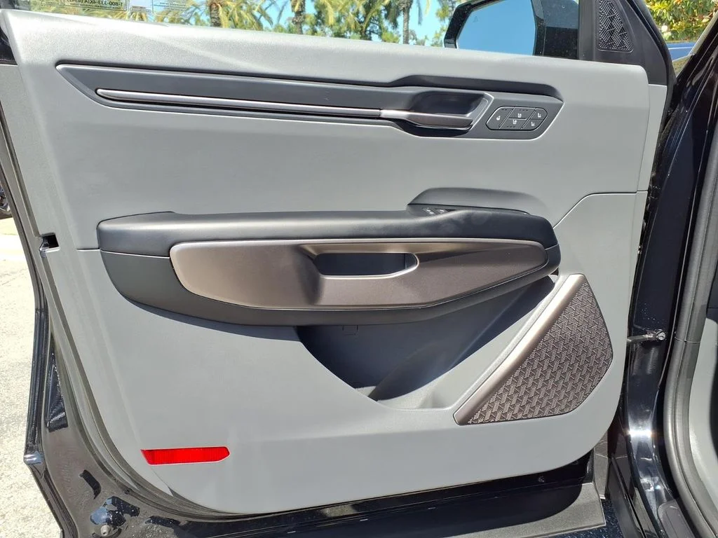 New 2026 Ebony Black Kia Wind AWD image 21