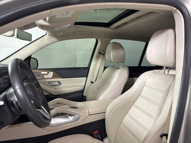 Used 2020 Silver Mercedes-Benz GLE 450 image 28