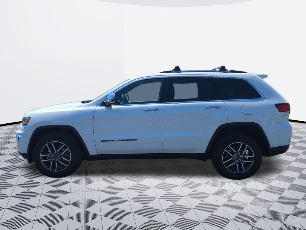 Used 2020 Bright White Clearcoat Jeep Limited image 2