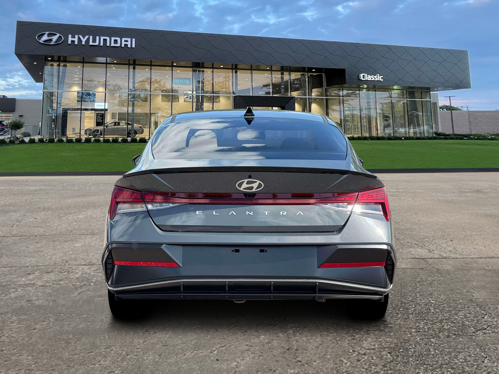 New 2026 Ecotronic Gray Pearl Hyundai SEL Sport Premium image 6