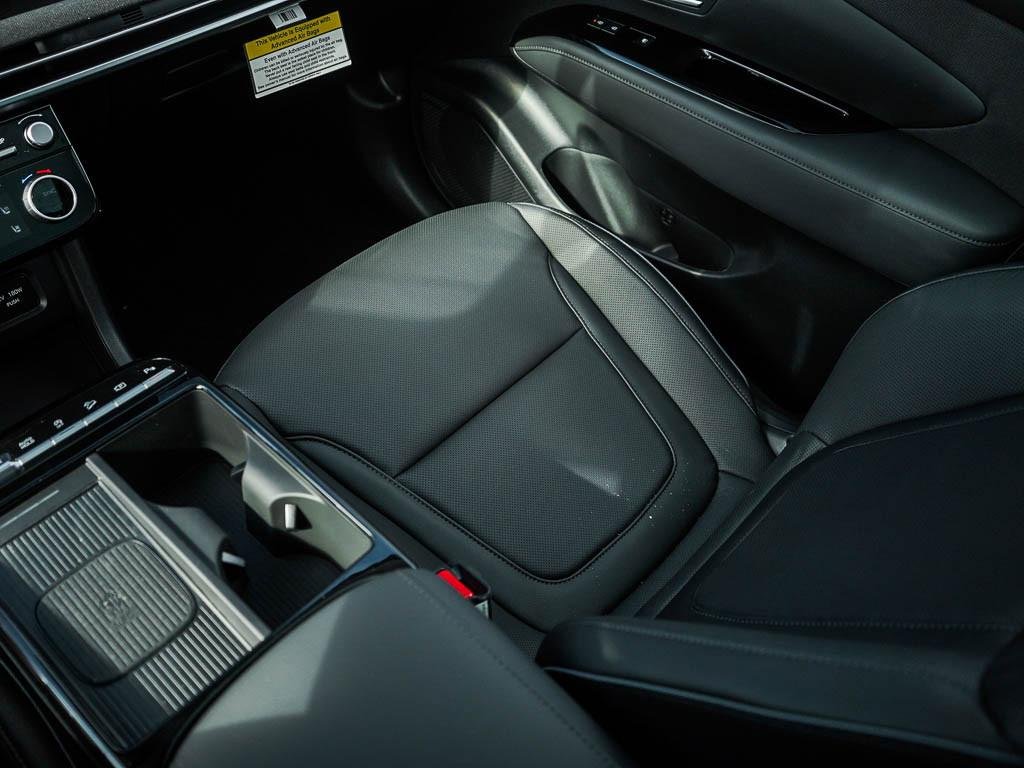 New 2026 Shimmering Silver Hyundai Limited AWD image 52