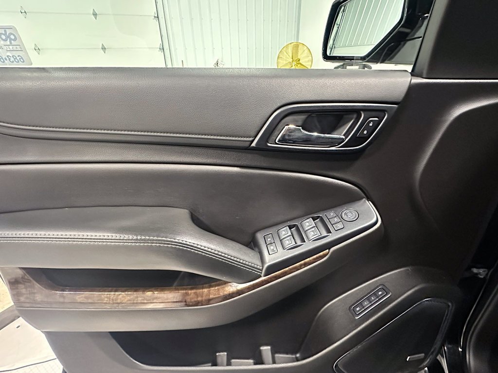 Used 2018 BLACK Chevrolet LT image 25