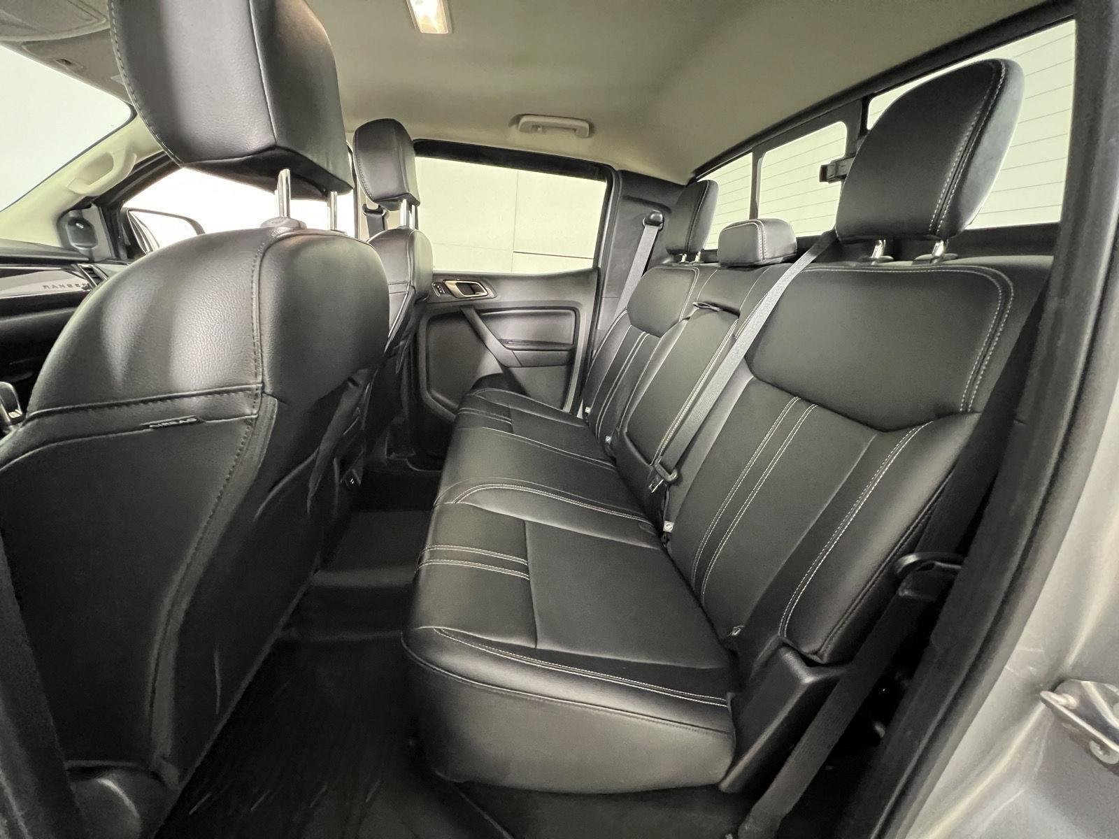 Used 2022 Iconic Silver Ford LARIAT image 21