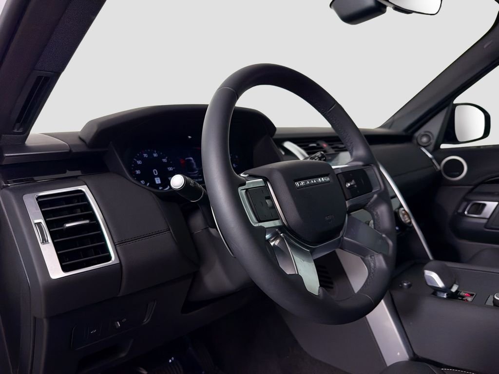 Used 2026 White Land Rover S image 9