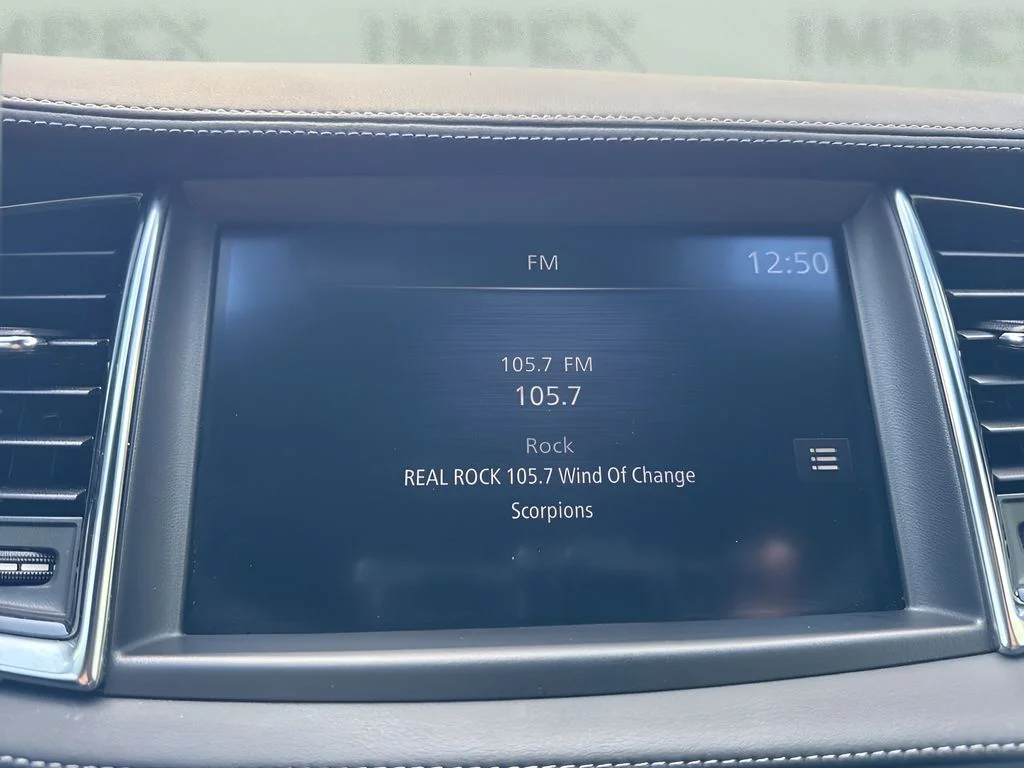 Used 2023 Black INFINITI LUXE image 20