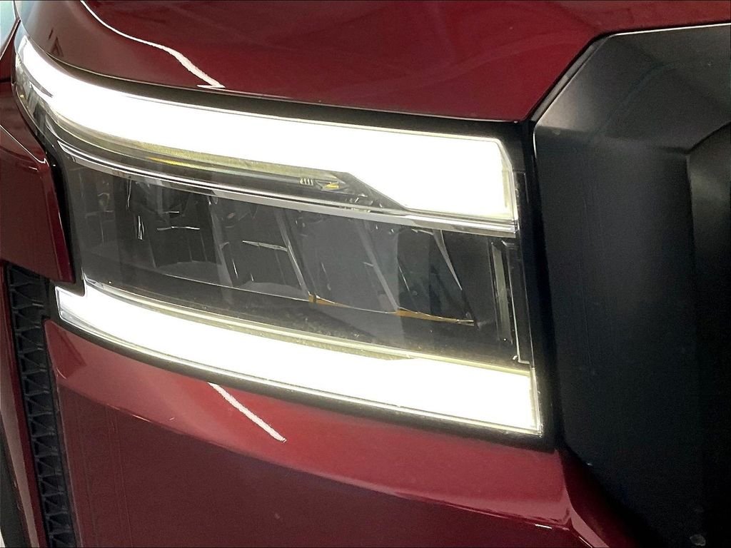 Used 2024 Cardinal Red Metallic Tricoat Nissan PRO-4X image 31