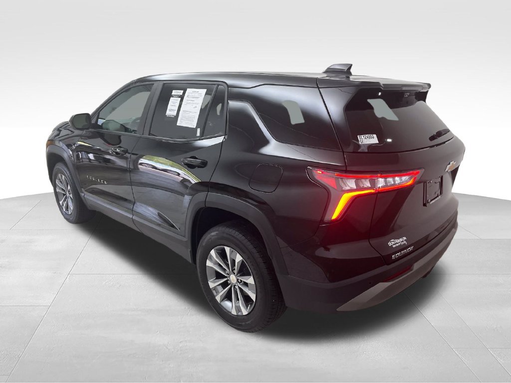 Used 2025 Black Chevrolet LT image 4