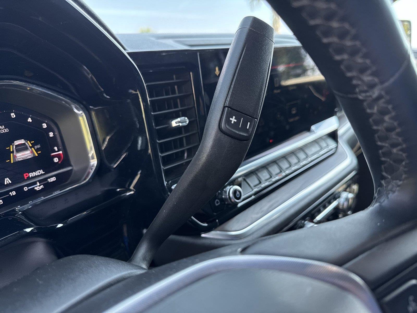 Used 2025 Sterling Metallic GMC SLT image 19