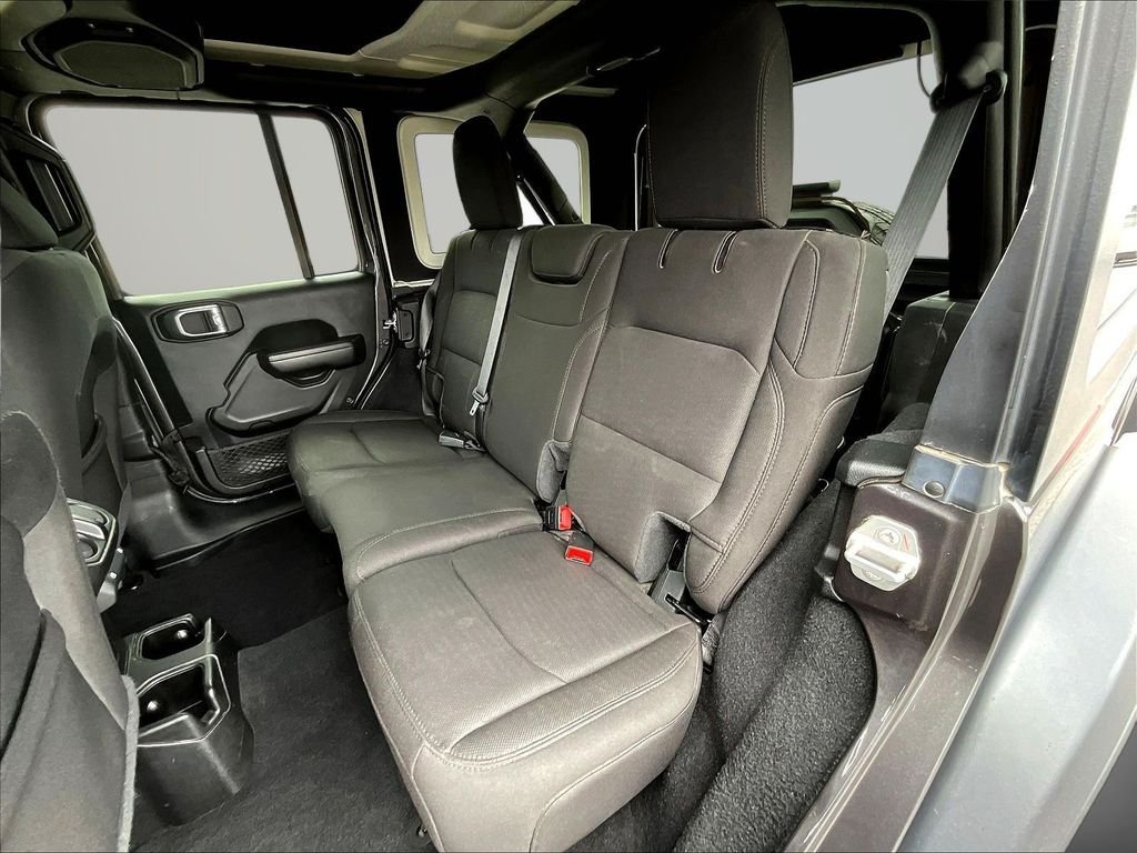 Used 2020 Gray Jeep Unlimited Sport Altitude image 21