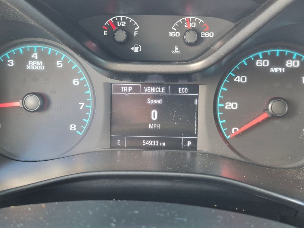 Used 2022 White Chevrolet LT image 33