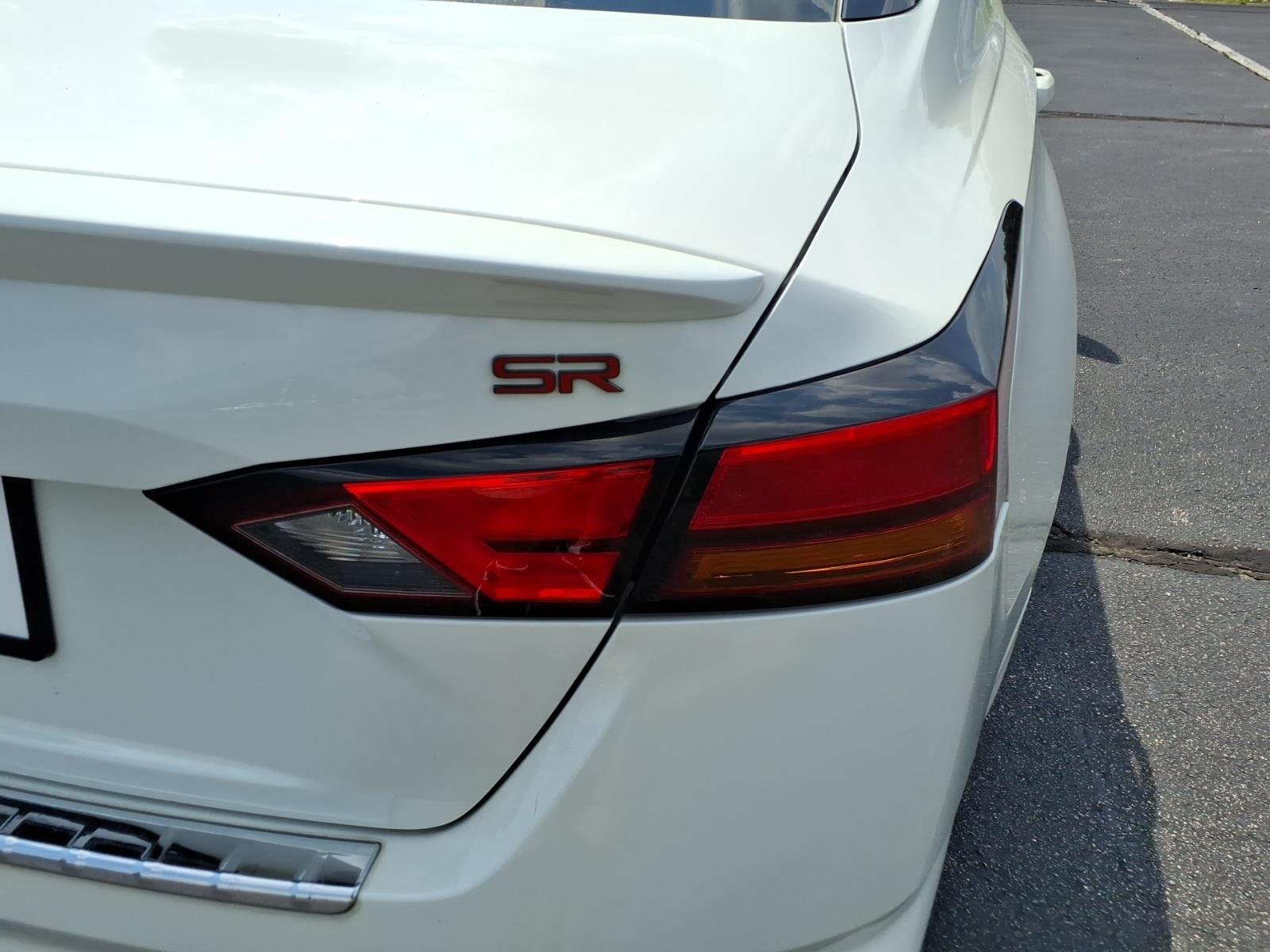 Used 2023 Pearl White Tricoat Nissan 2.5 SR image 19