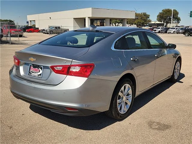 Used 2025 Gray Chevrolet 1LT image 4